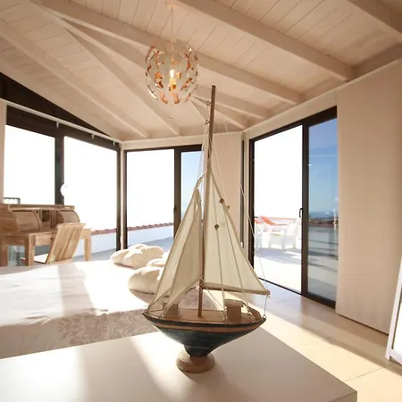 アパート Loft Sunset View, アデヘ