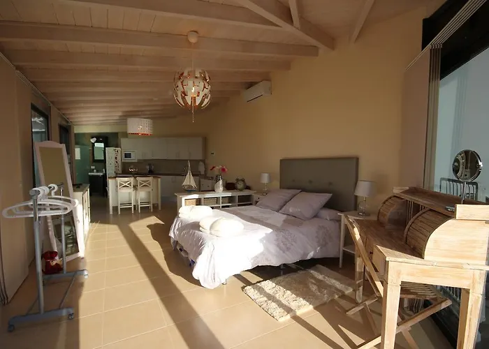 Loft Sunset View, شقة أذيخي